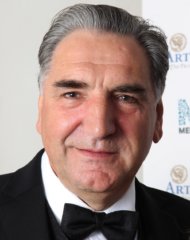 Актер сериала Аббатство Даунтон – Джим Картер